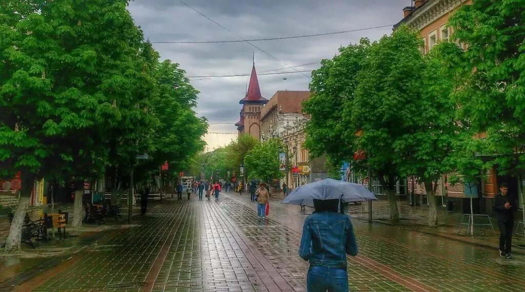 Проспект кирова саратов фото Дождь и усиление ветра ожидают москвичей во вторник: Яндекс.Новости