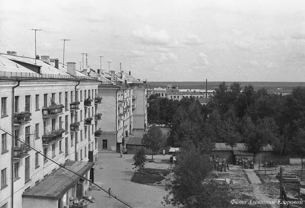 Проспект ленина старые фото View from the house No. 1 on Lenin Avenue to the courtyard and to the future Hou