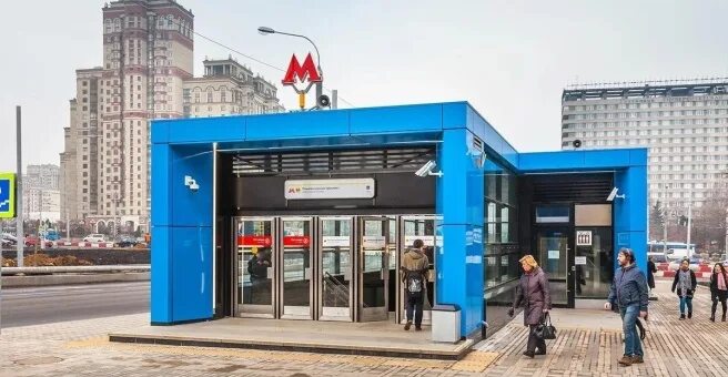 Проспект москва метро фото Станция метро Ломоносовский проспект, Солнцевская линия в Москве - 2ГИС