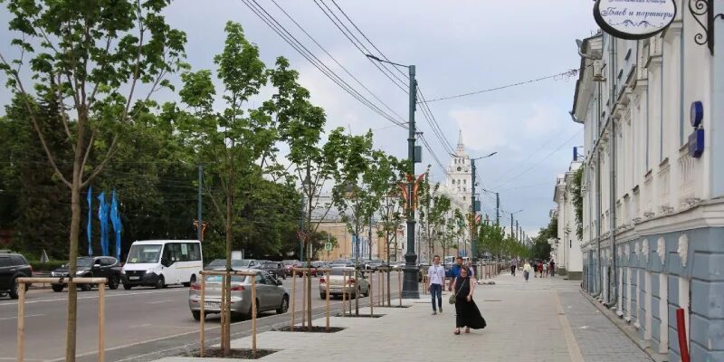 Проспект революции фото В новой брусчатке для проспекта Революции воронежцы заметили фрагменты могильных