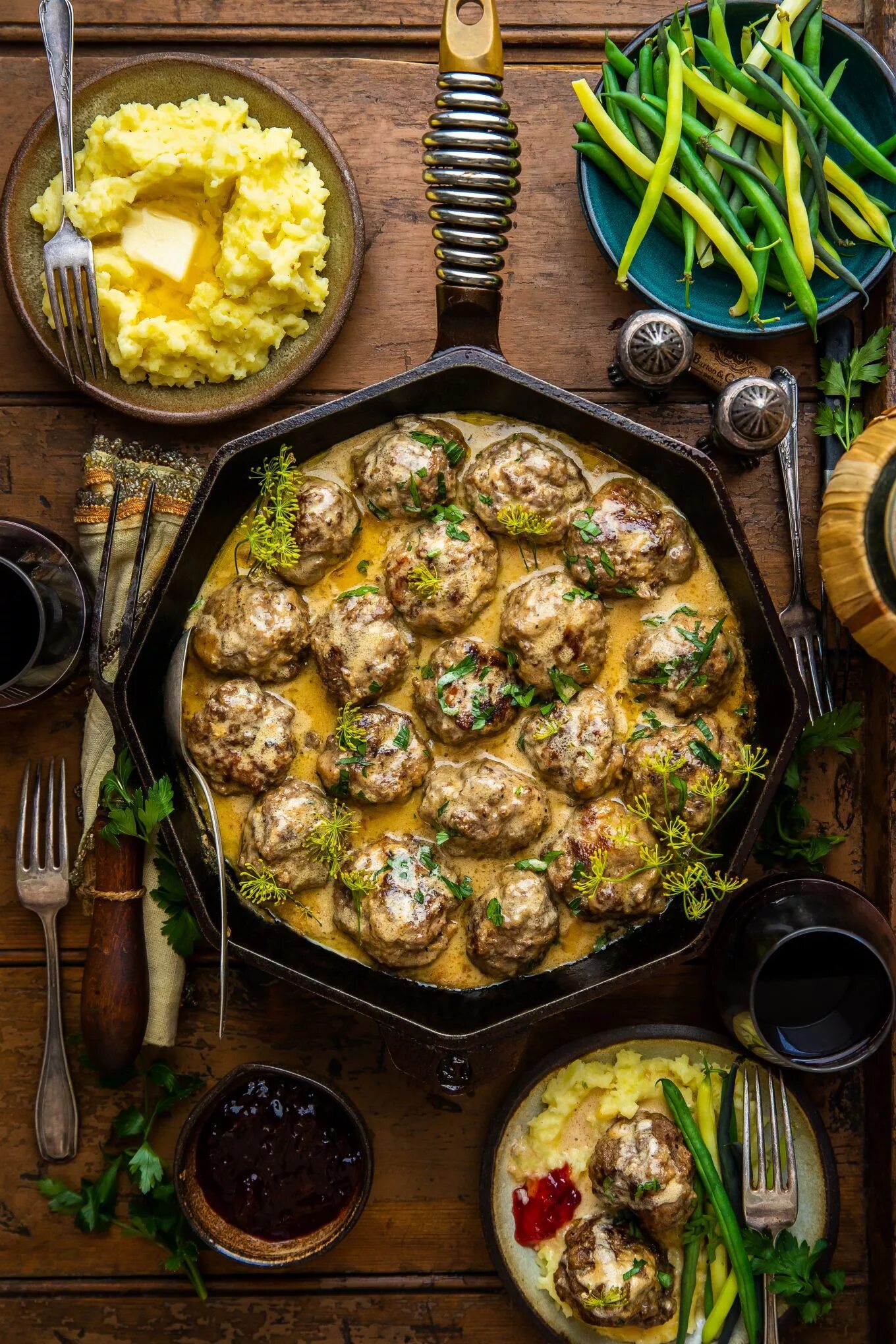 Просто и вкусно фото быстро ужин Swedish Meatballs - Dennis the Prescott in 2020 Food platters, Cooking, Food