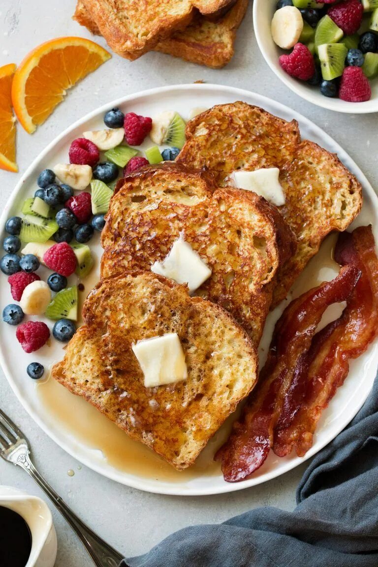 Просто и вкусно фото завтраки French Toast Awesome french toast recipe, French toast easy, Toast recipes