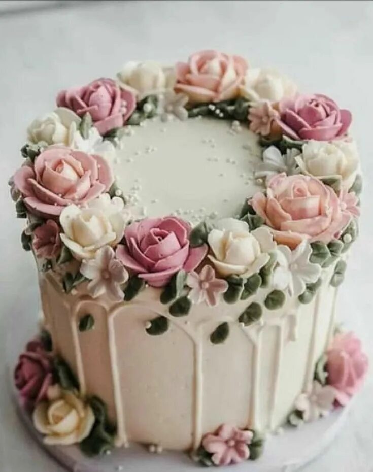 Простое красивое оформление торта Pin by Melanie Godínez on Pastel de flores Birthday cake with flowers, Floral ca