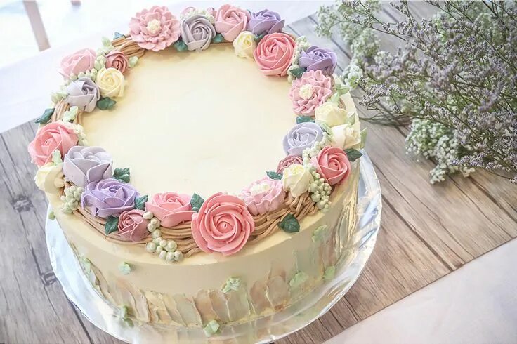 Простое оформление торта на день рождения женщине Floral Series Customised Cakes - Baker's Brew Studio Singapore Birthday cake wit