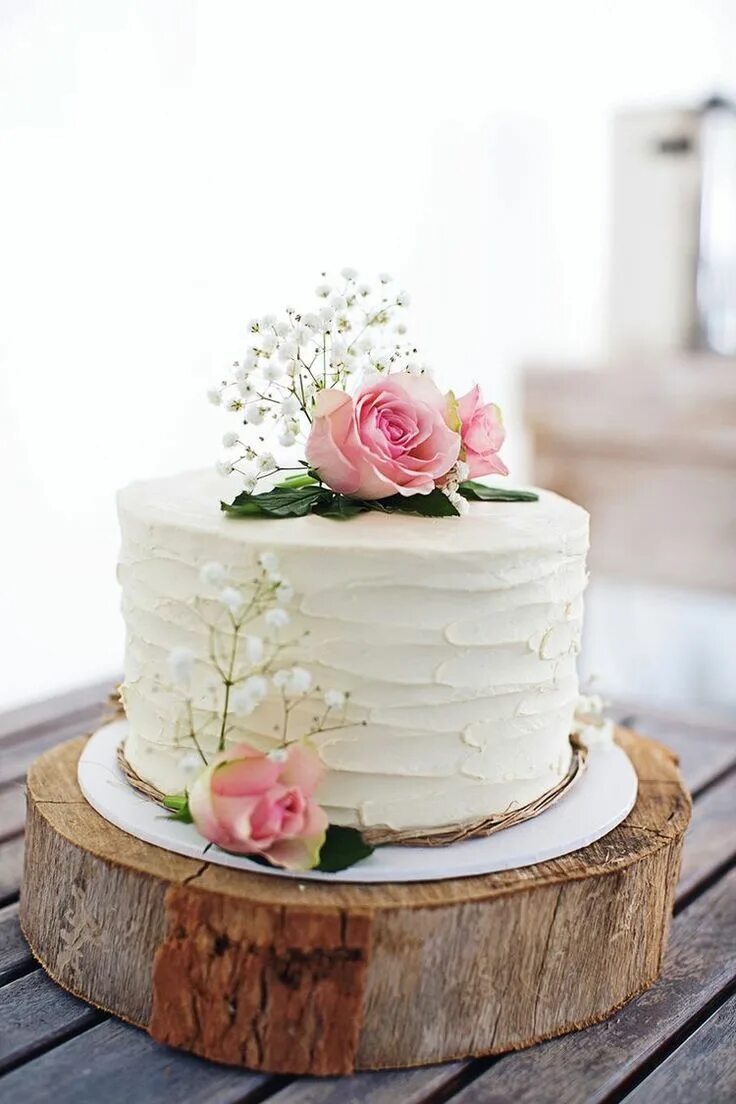 Простой декор торта на свадьбу Pin on Wedding ideas Simple wedding cake, Small wedding cakes, Flower cake