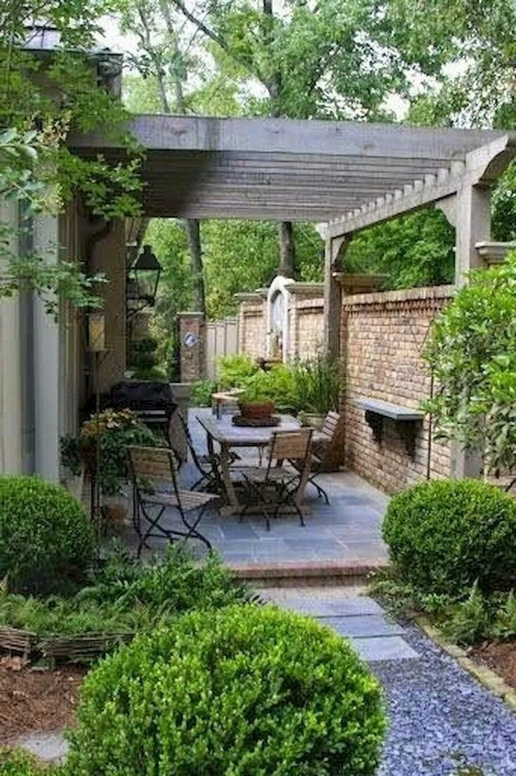 Простой дизайн двора частного дома фото 50 Try For Your Backyard Decoration Ideas On A Budget - Homiku.com Small patio g