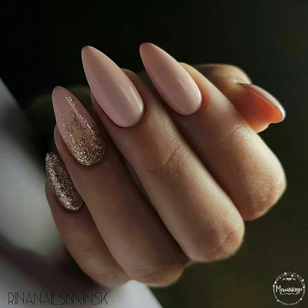 Простой маникюр на миндаль Новости Manicure nail designs, Nails, Nail manicure