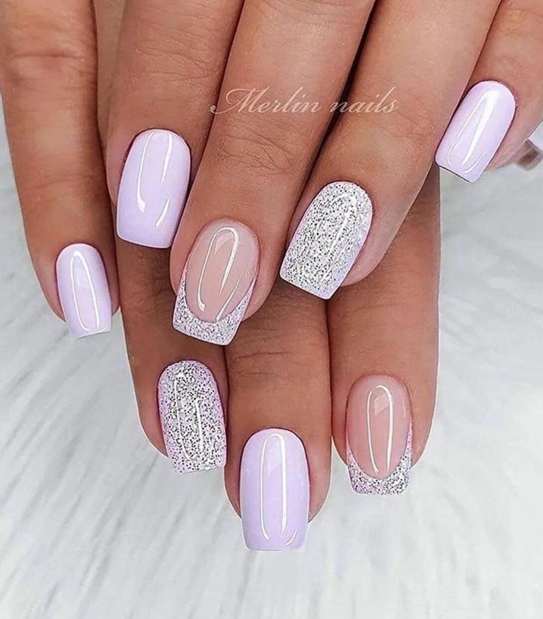 Простой нежный дизайн ногтей 30 Winter Nail Designs For The Holidays - The Glossychic Lavender nails, Pretty 