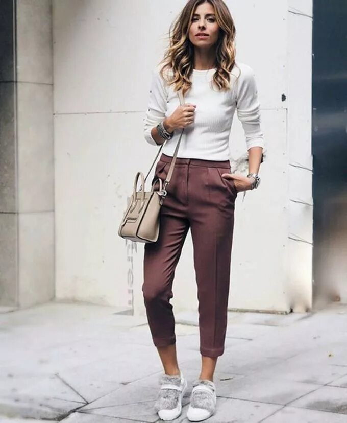 Простой стиль женский 40 Fashionable Work Outfits For Women In 2018 Fashionable work outfits, Work out