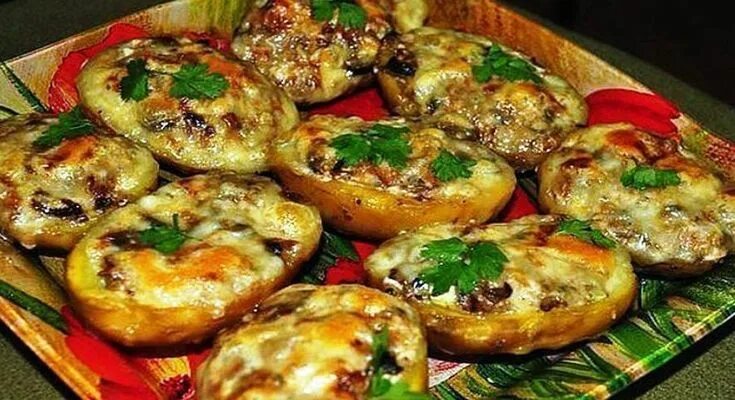 Простые горячие блюда с фото Картофельные лодочки с начинкой: какое же вкусное блюдо из обычного картофеля Ko