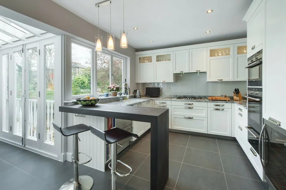 Простые красивые кухни фото Transitional Kitchen - Неоклассика - Кухня - Лондон Houzz Россия