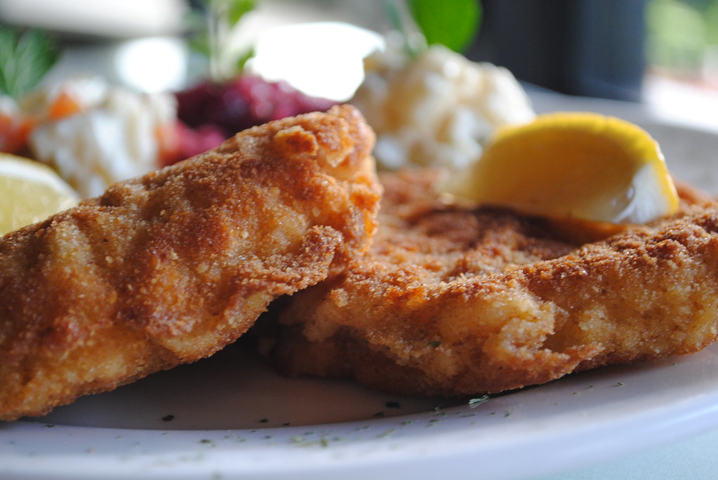 Простые немецкие рецепты с фото Pork Schnitzel Pork Schnitzel served at Two Chefs Casual D. Flickr