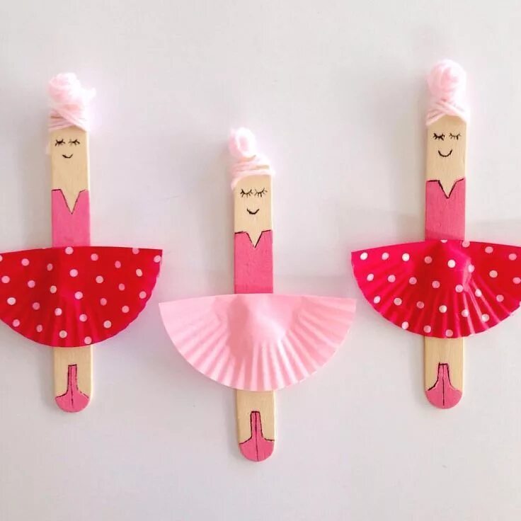 Простые поделки для детей фото Easy Craft Fun for Kids! on Instagram: "CRAFT STICK BALLERINAS miss5 loves her b