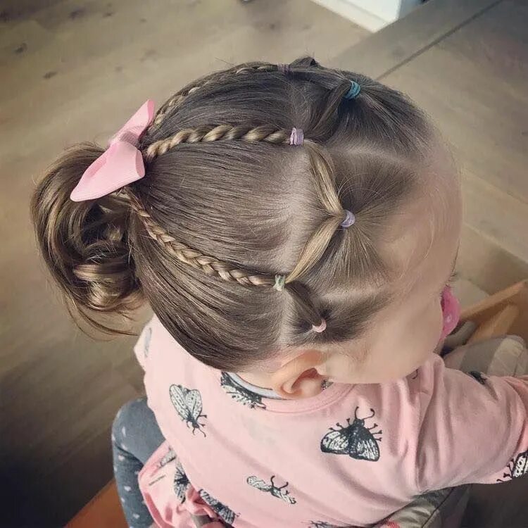 Простые прически 4 года 22 top idées de coiffures tressées pour petites filles Girl hair dos, Baby girl 