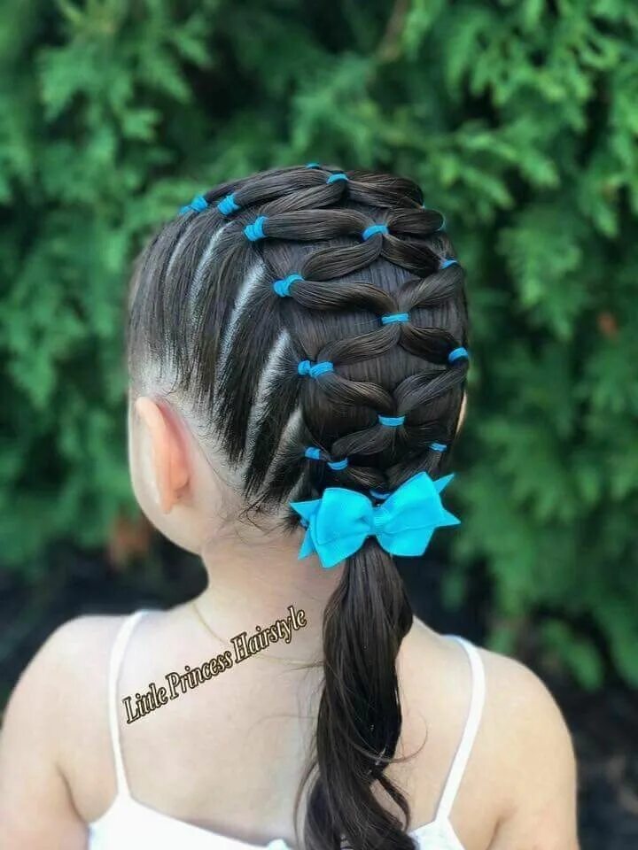 Простые прически для девочек с лентами #trenzas para niñas Girl hairstyles, Little girl hairstyles, Toddler hairstyles 