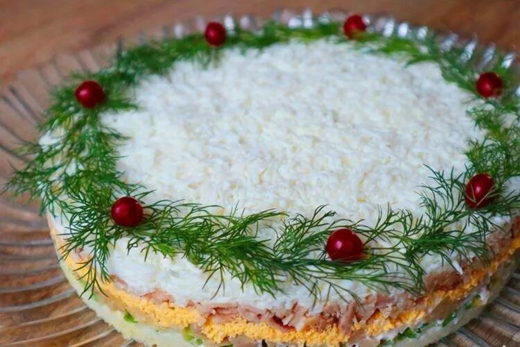 Простые салаты на новый год фото Салаты с маринованными грибами - 20 простых и вкусных рецептов