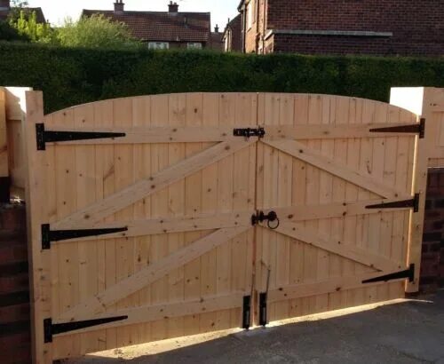 Простые ворота для дачи своими руками WOODEN DRIVEWAY GATES!HEAVY DUTY SOLID GATES! 5FT HIGHEST POINT eBay