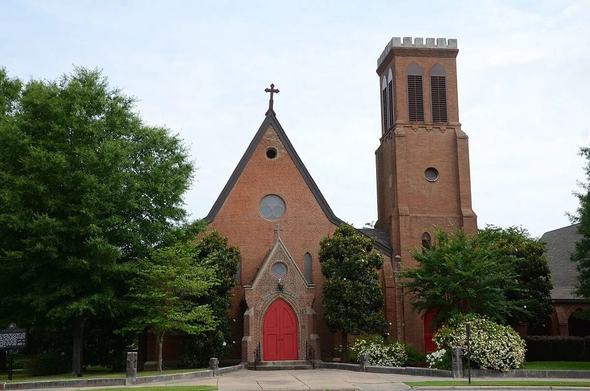 Протестантская церковь фото File:Trinity Episcopal Church, Pine Bluff, AR.jpg - Wikipedia