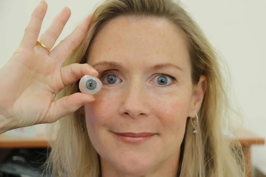 Протез глаза фото Prosthetic eye-making to see digital revolution with Australia's first printed i