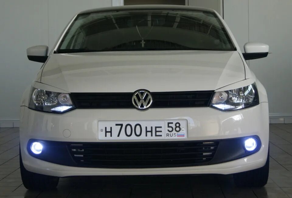 Противотуманные фары поло тюнинг Противотуманки часть II - Volkswagen Polo Sedan, 1,6 л, 2010 года тюнинг DRIVE2