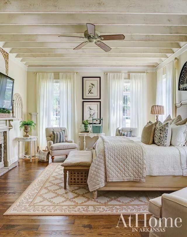 Прованс стиль в интерьере фото загородного дома Farmhouse Fresh - At Home in Arkansas Relaxing bedroom, Remodel bedroom, Home de