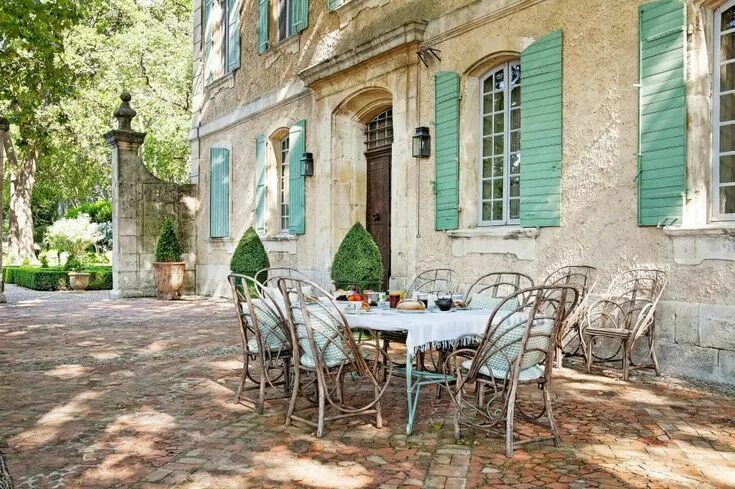 Прованс ул кирова 26 фото Provence Villa Tour: Elegant French Country - Hello Lovely French country house,