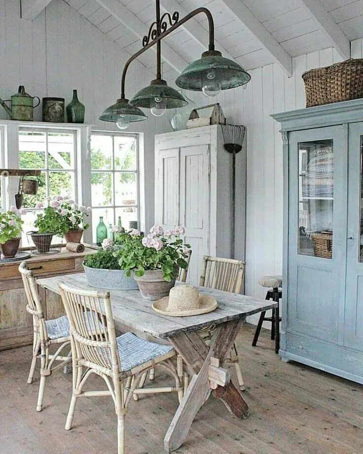 Прованс в интерьере дачи Épinglé sur Auntie Ree's Country Cottage Deco campagne chic, Déco maison de camp