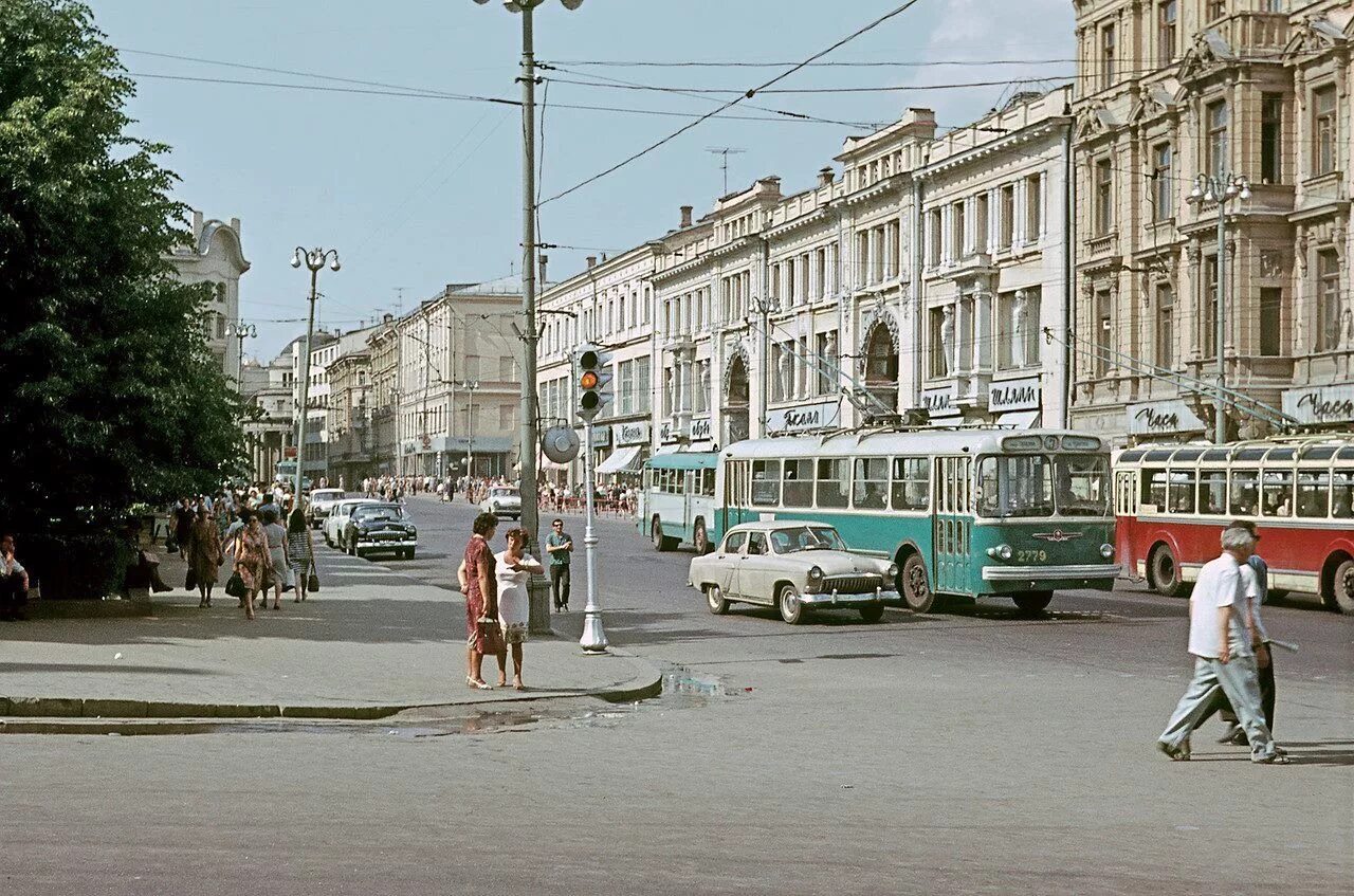 Провинция советская ул 80 фото Петровка и Петровский пассаж Back in the ussr, Moscow, Russia