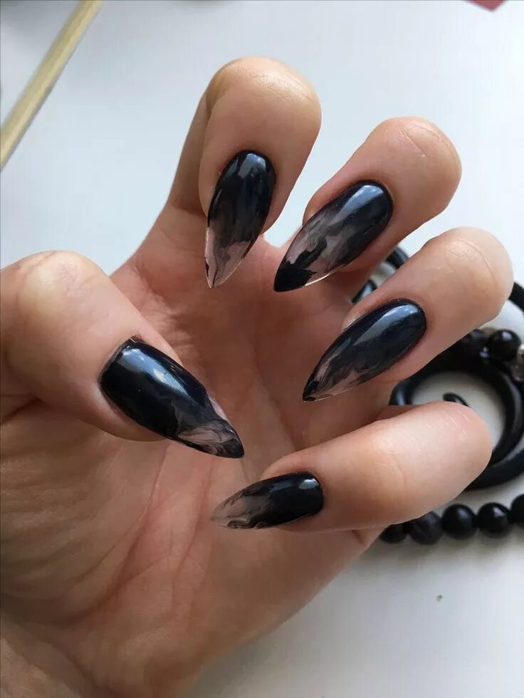 Прозрачные черные ногти маникюр Hottest Summer Nails Colors 2019 - Venus woman tips Goth nails, Acrylic nails st