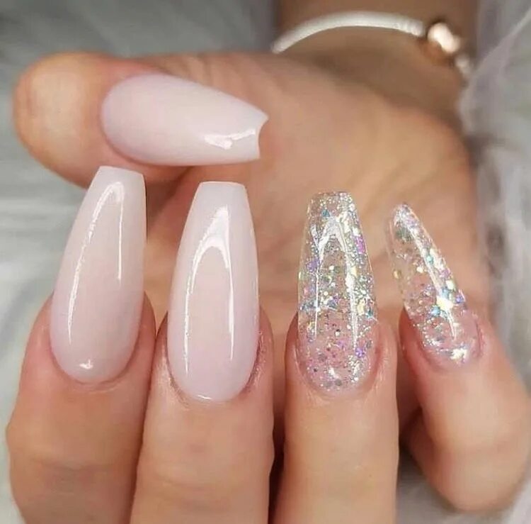 Прозрачные ногти дизайн Always a little glitter Glam nails, Gorgeous nails, Cute nails