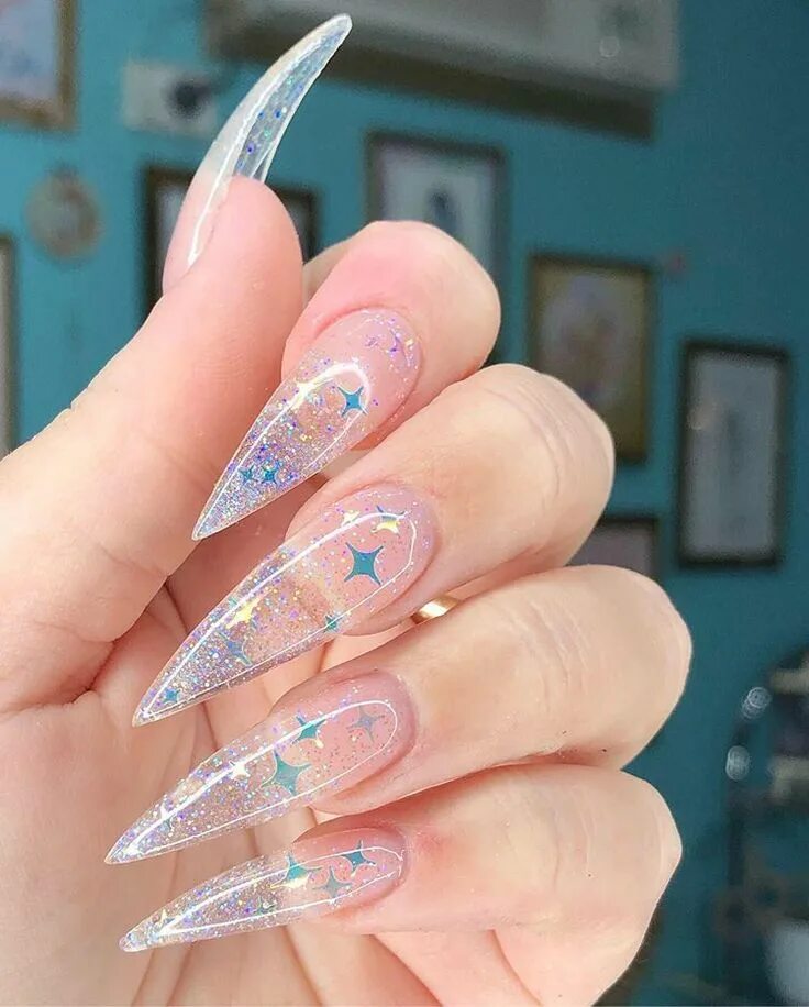 Прозрачные ногти дизайн ✰ pin ✰ hercampusWLU ✰ nails, nail art, manicure, acrylic stiletto nails, transp