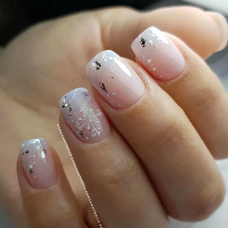 Прозрачный маникюр с дизайном на короткие FoxyNails: manikűr, köröm design VK Cute nails, Nails, Manicure