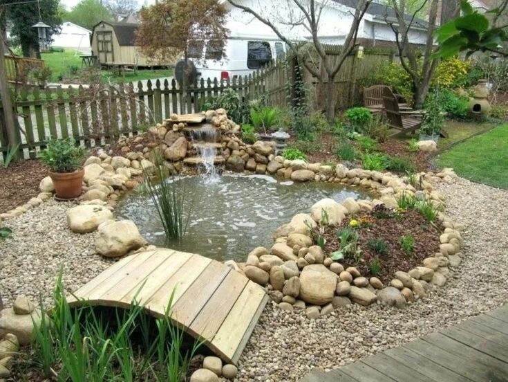 Пруд на даче своими руками фото 20 Gorgeous Backyard Pond Designs Ponds backyard, Pond landscaping, Small backya