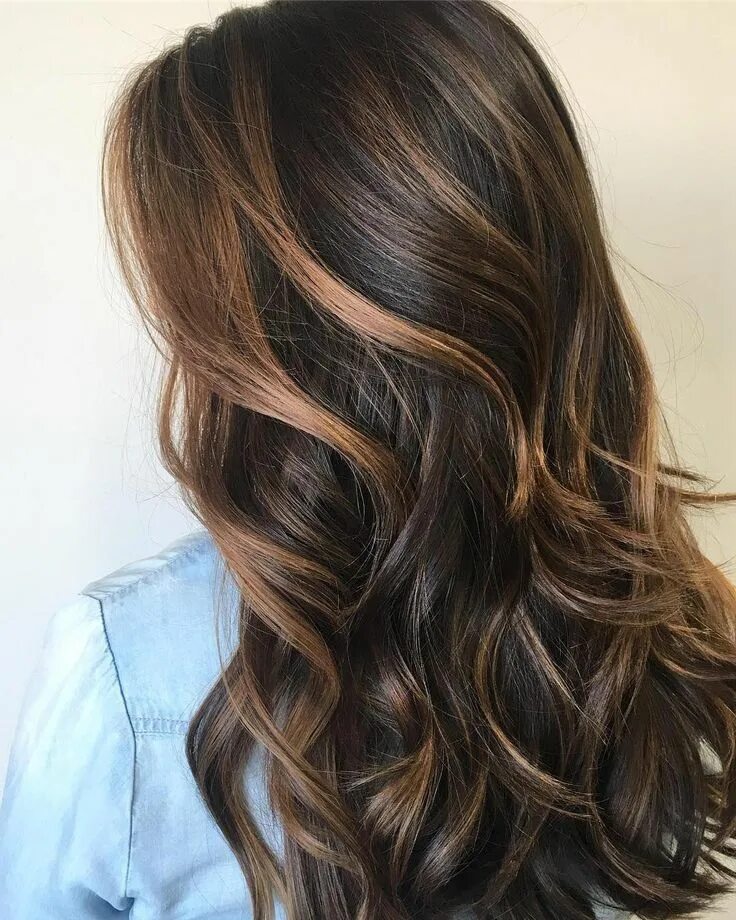 Пряди на коричневые волосы фото Balayage caramel brown hair #brownhair #balayage #brunettebalayagehair Long hair