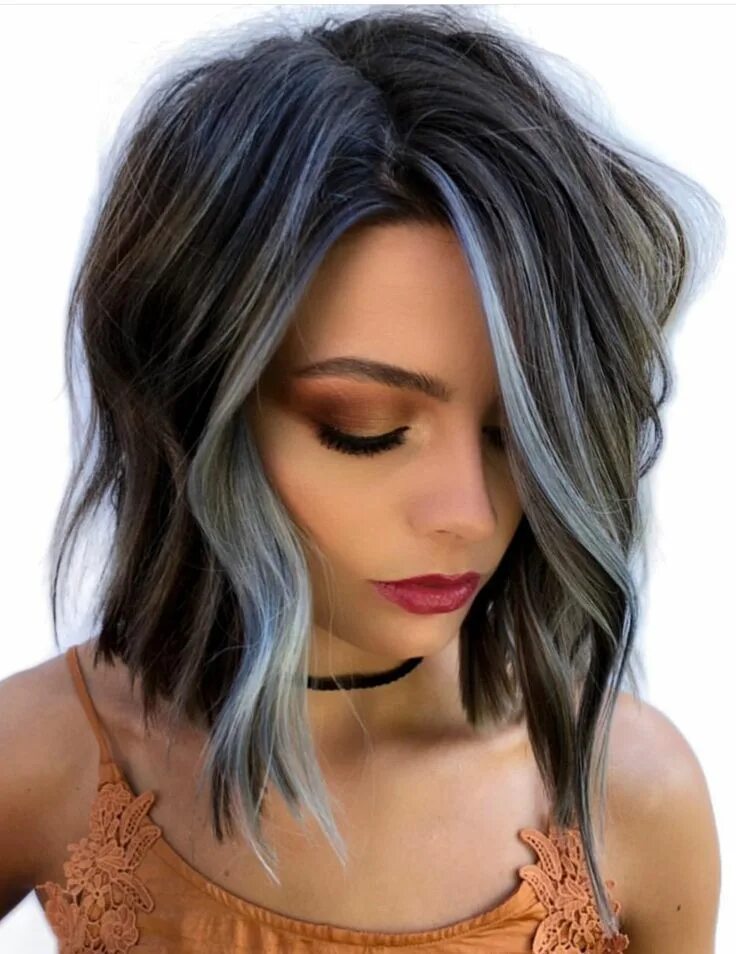 Пряди на темных волосах фото каре Blue highlights hair color Long hair styles, Hair styles, Winter hairstyles