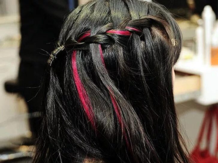 Пряди волос прическа hair chalking = non-toxic color! Hair chalk, Temporary hair color, Dipped hair