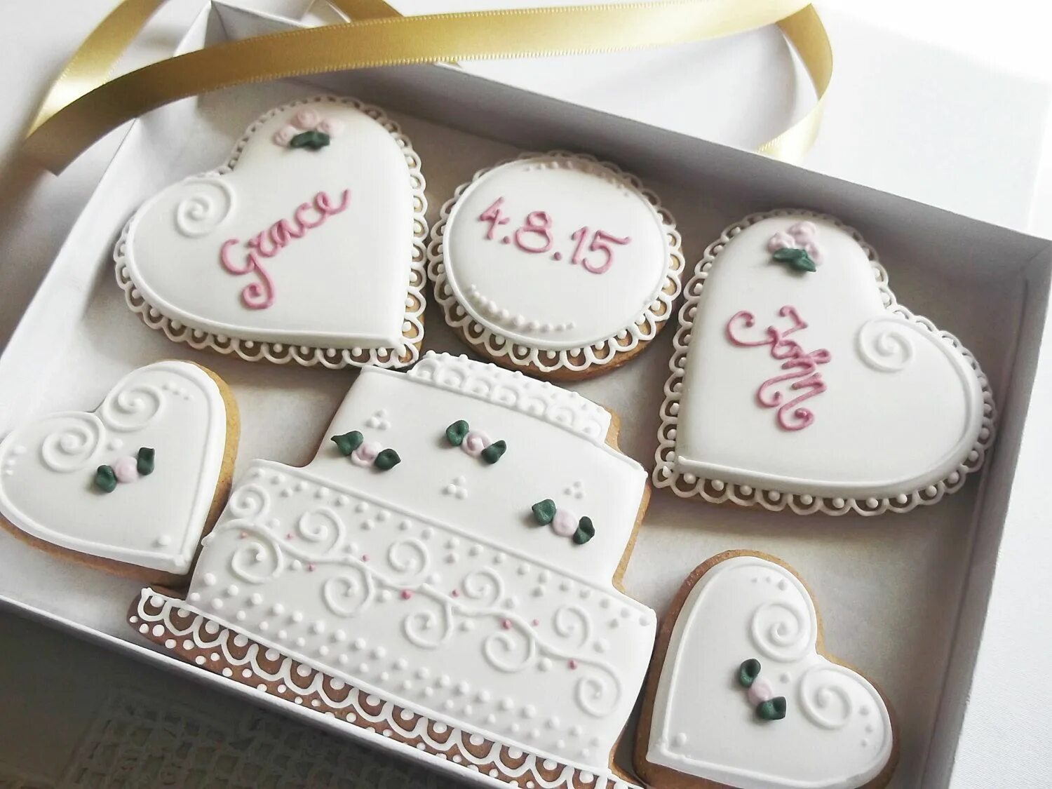 Пряник на свадьбу фото Personalised Wedding / Engagement Cookie Gift Box in 2019 Engagement cookies, Co