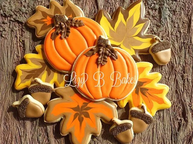 Пряник тыква фото Fall Leaf Cookie Tutorial Fall decorated cookies, Leaf cookies, Sugar cookies de