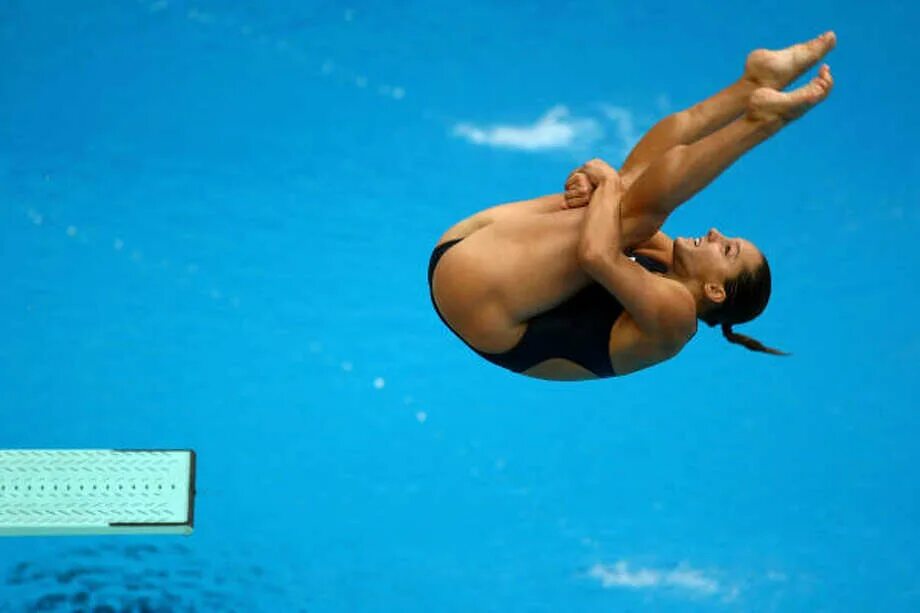 Прыжки в воду женщины фото U.S. diver Foster regroups after slow start to qualify - Houston Chronicle