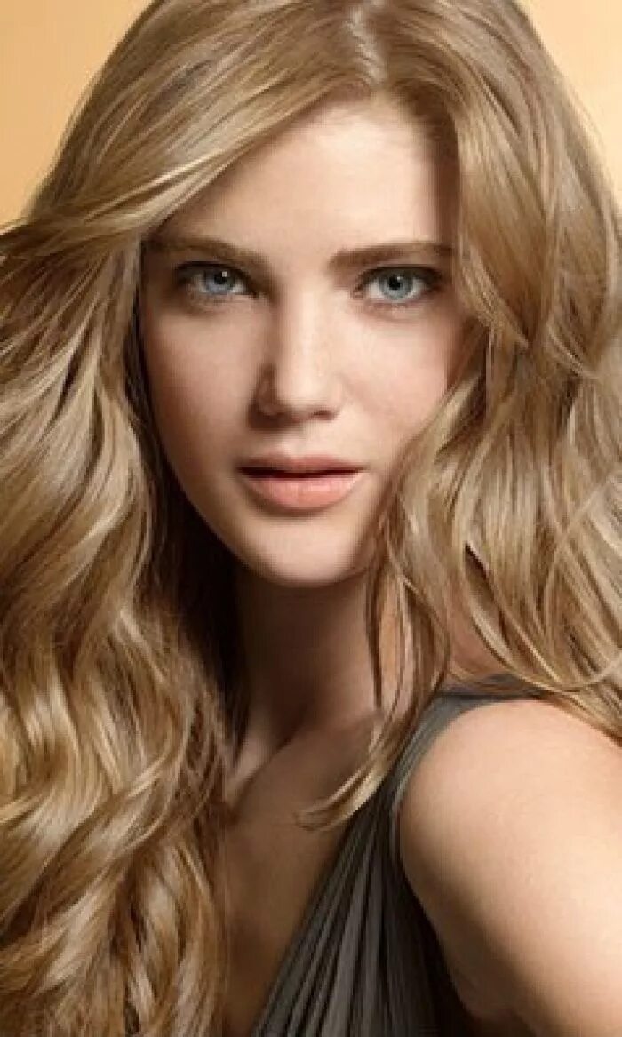 Пшеничные волосы фото Image result for golden blonde level 8 hair Rubio, Color rubio, Cabello rubio ce