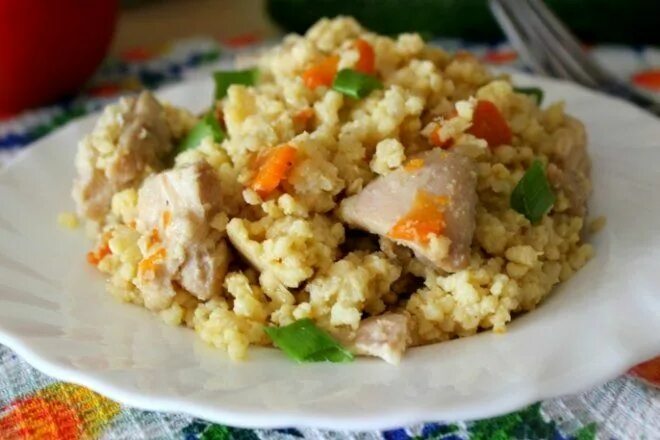 Пшено с мясом рецепты приготовления с фото Millet porridge with boiled chicken water Side dish recipes, Main dishes, Dishes