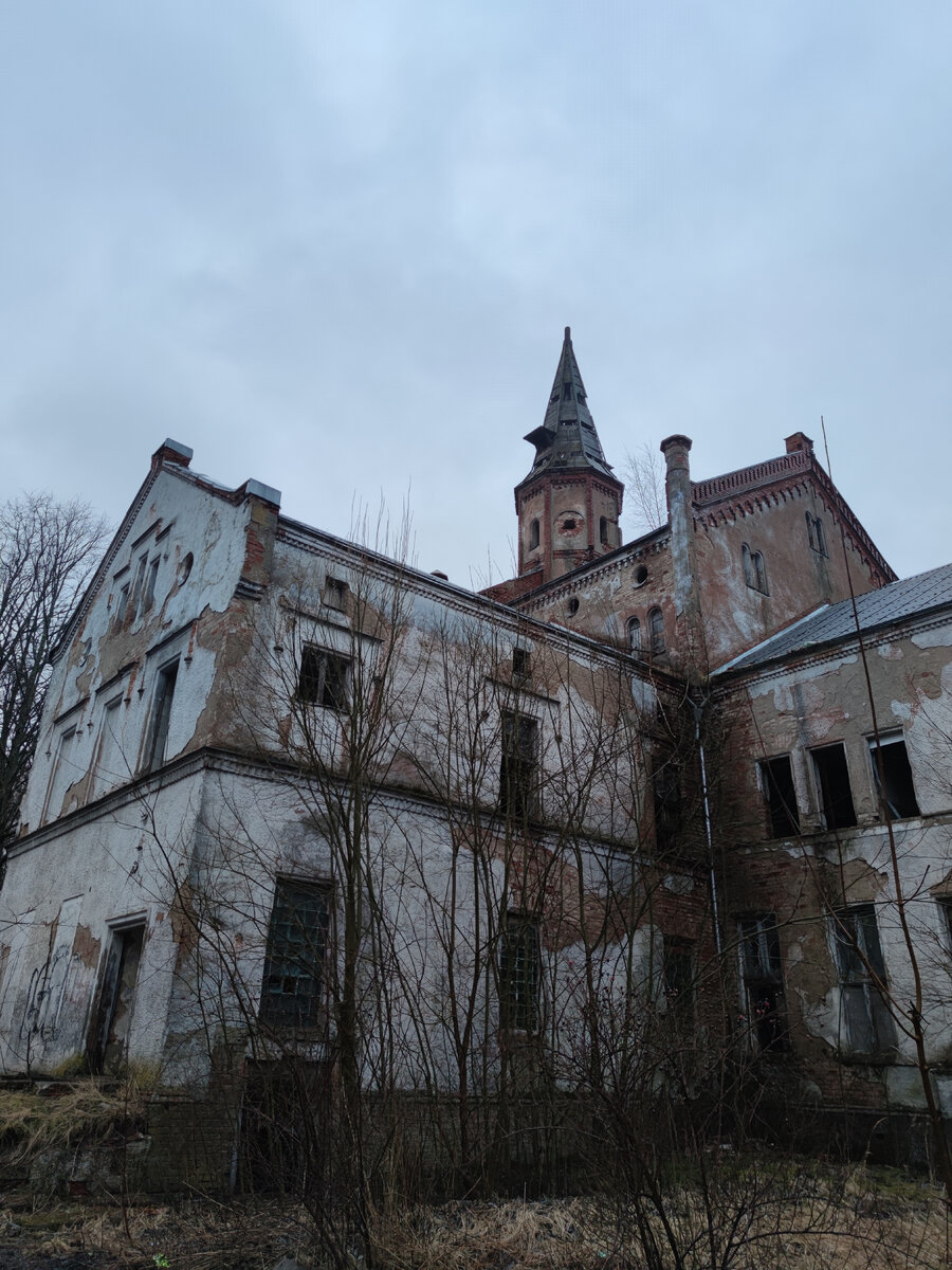 Психбольница алленберг в калининграде фото Заброшенная психиатрическая больница Алленберг в Калининградской области. Путеше