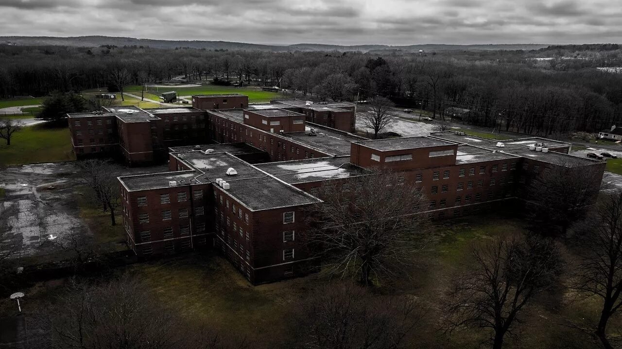 Психиатрическая больница фото здания Fairfield Hills Abandoned Psychiatric Hospital - YouTube