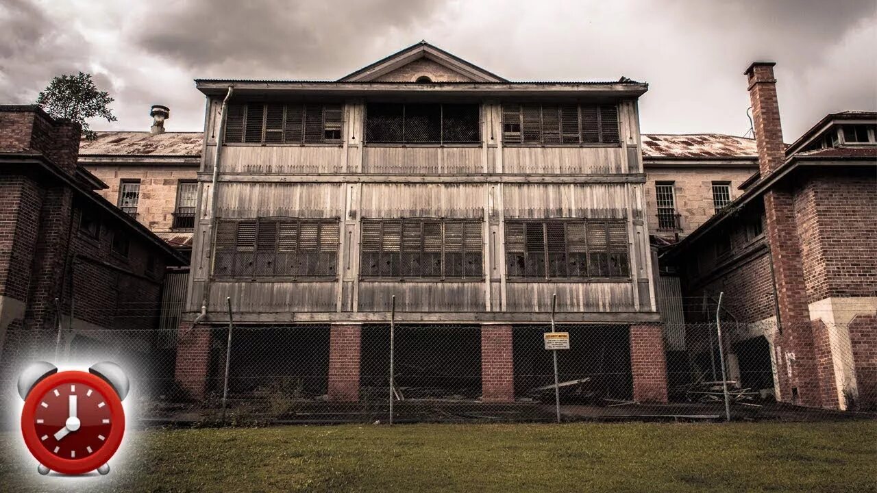 Психиатрическая больница снаружи фото 24 HOUR OVERNIGHT CHALLENGE IN THE HAUNTED DOREA MENTAL ASYLUM! ⏰ MOE SARGI - Yo