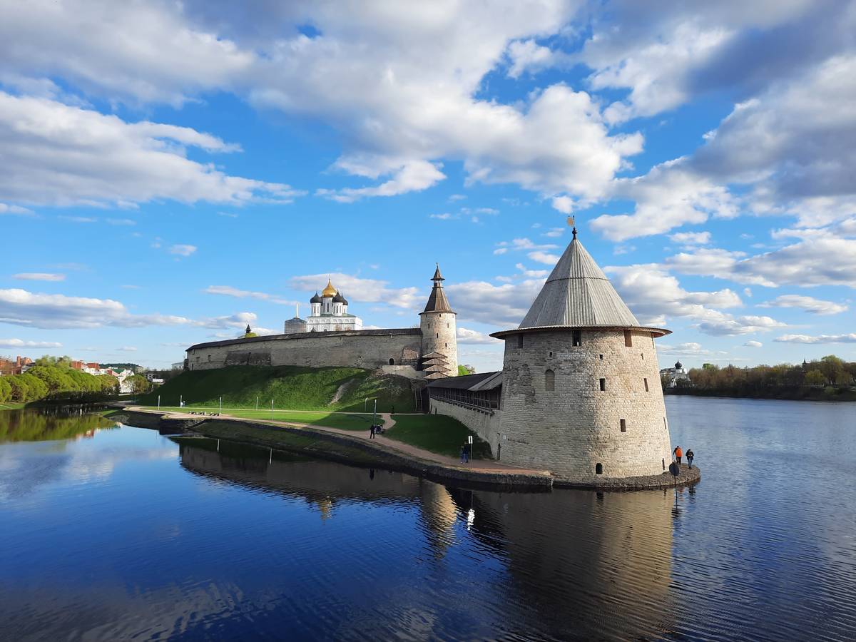 Псков достопримечательности фото Изборск псковская область достопримечательности: найдено 87 картинок