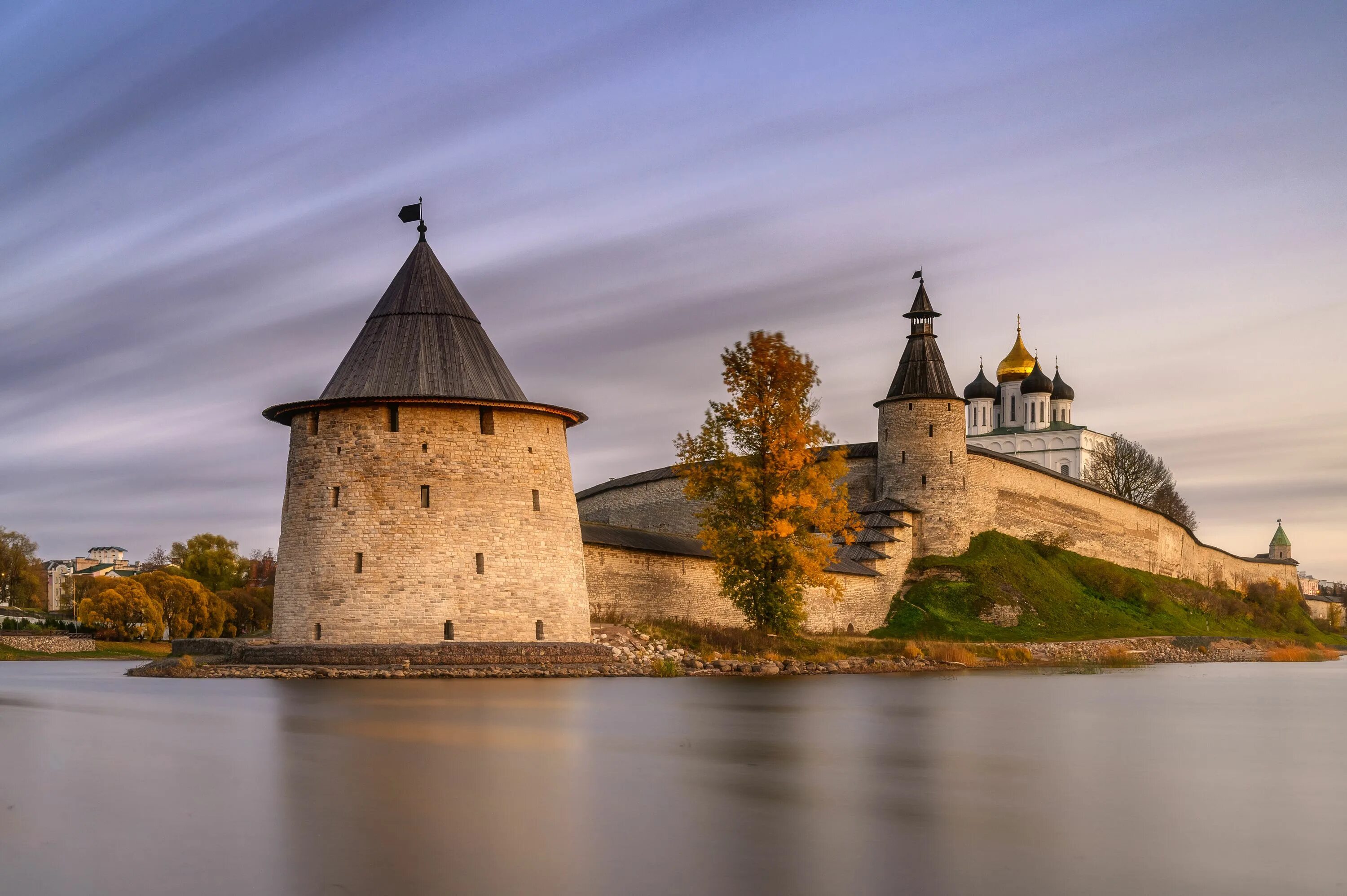 Псков достопримечательности фото Псковский Кром. Photographer Roman Dmitriev