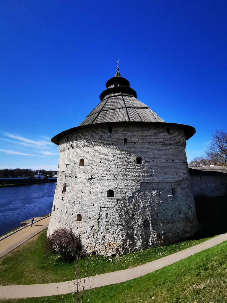 Псков достопримечательности фото с названием Покровская башня, cultural center, Pskov, Sverdlova Street, 1 - Yandex Maps