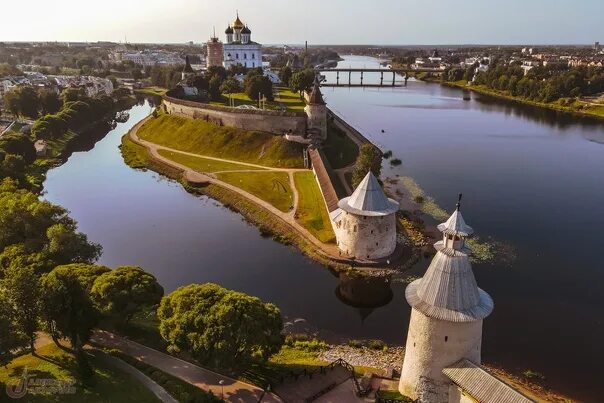 Псков фото города Последние тёплые летние деньки в этом году. #фото@sandyanf #псков 2022 Визит Пск