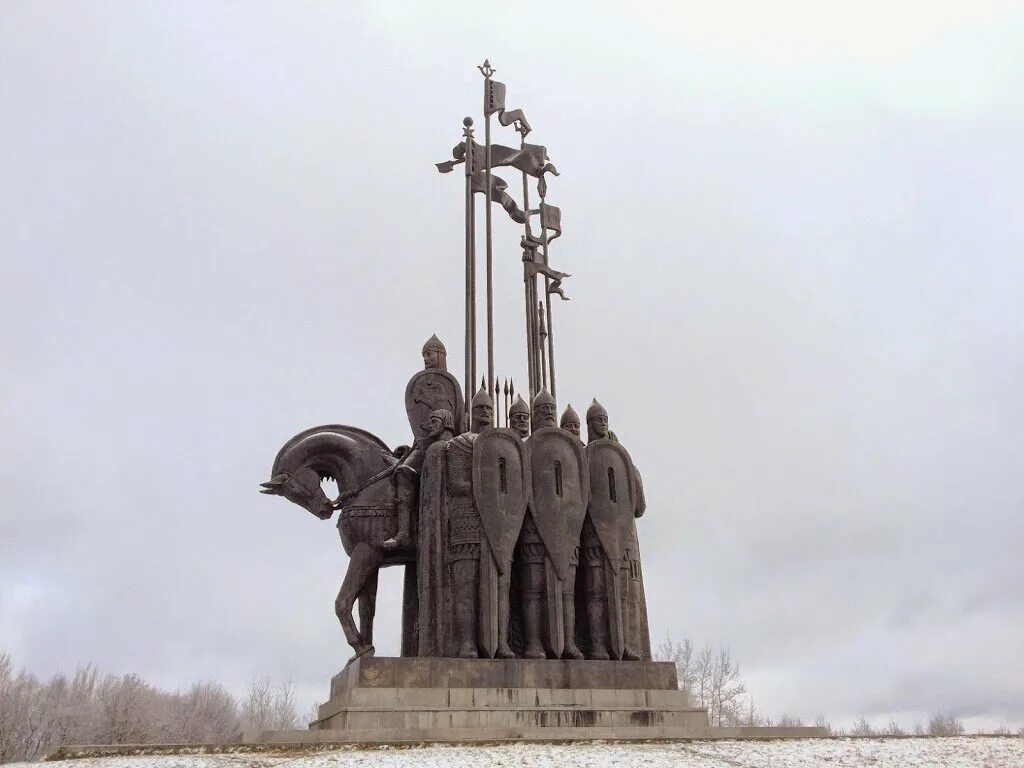 Псков памятник александру невскому фото Отпусти себя в поездку! Путешествия в жизни Дзен