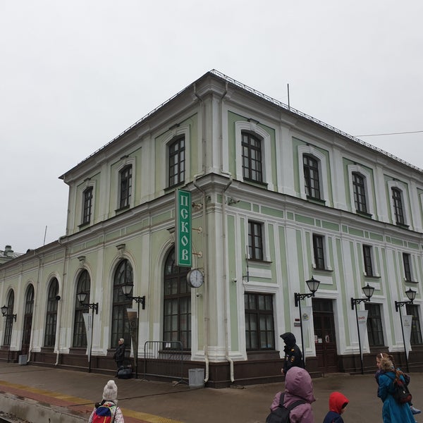 Псков вокзал фото Photos at Железнодорожный вокзал Псков / Pskov Railway Station - Rail Station in